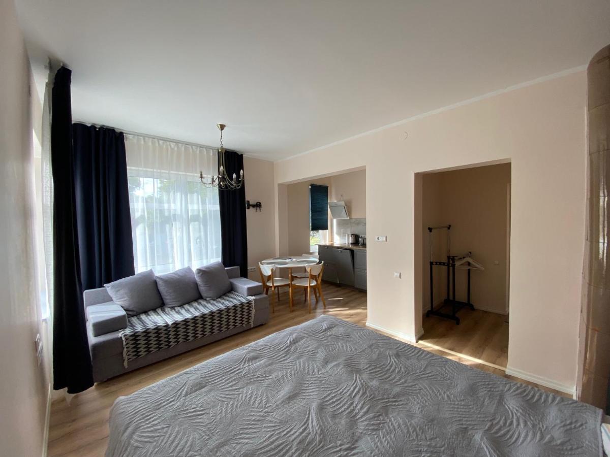 Vanapargi Apartments 페르누 외부 사진