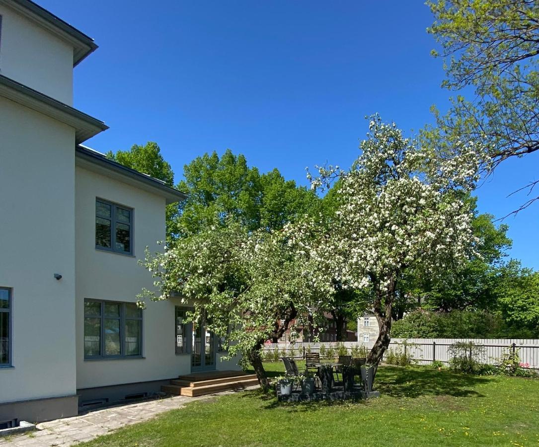 Vanapargi Apartments 페르누 외부 사진