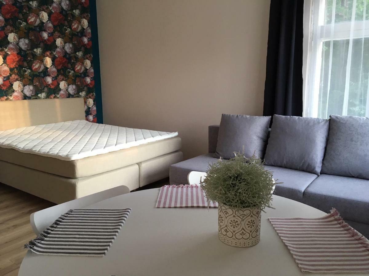 Vanapargi Apartments 페르누 외부 사진